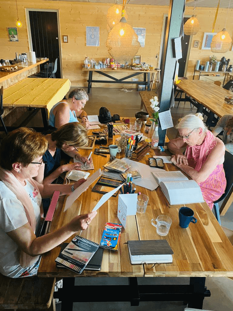 Vrije Tijd om creatief te zijn, te journalen, te rusten, te mijmeren en te verwerken... 